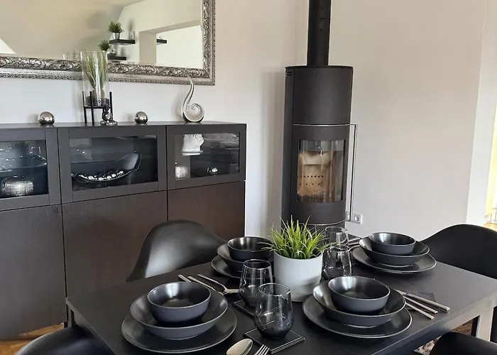 Juwel Im Pott-zentral-100 Qm-stellplatz-balkon-kamin * Dortmund