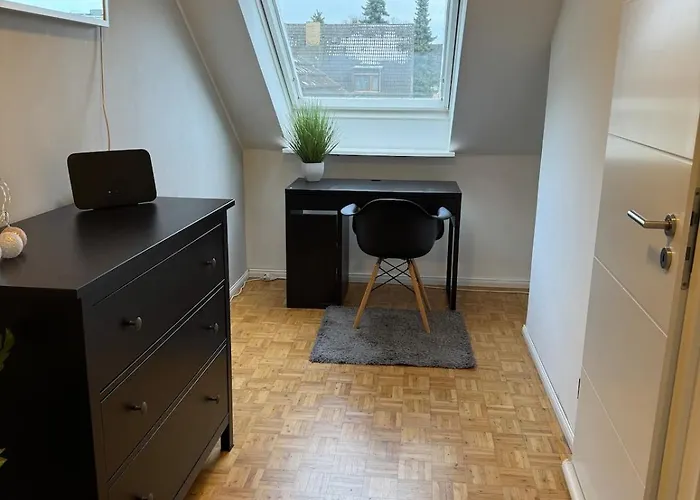 Juwel Im Pott-zentral-100 Qm-stellplatz-balkon-kamin * Dortmund