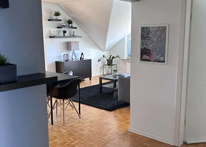Juwel Im Pott-zentral-100 Qm-stellplatz-balkon-kamin 多特蒙德